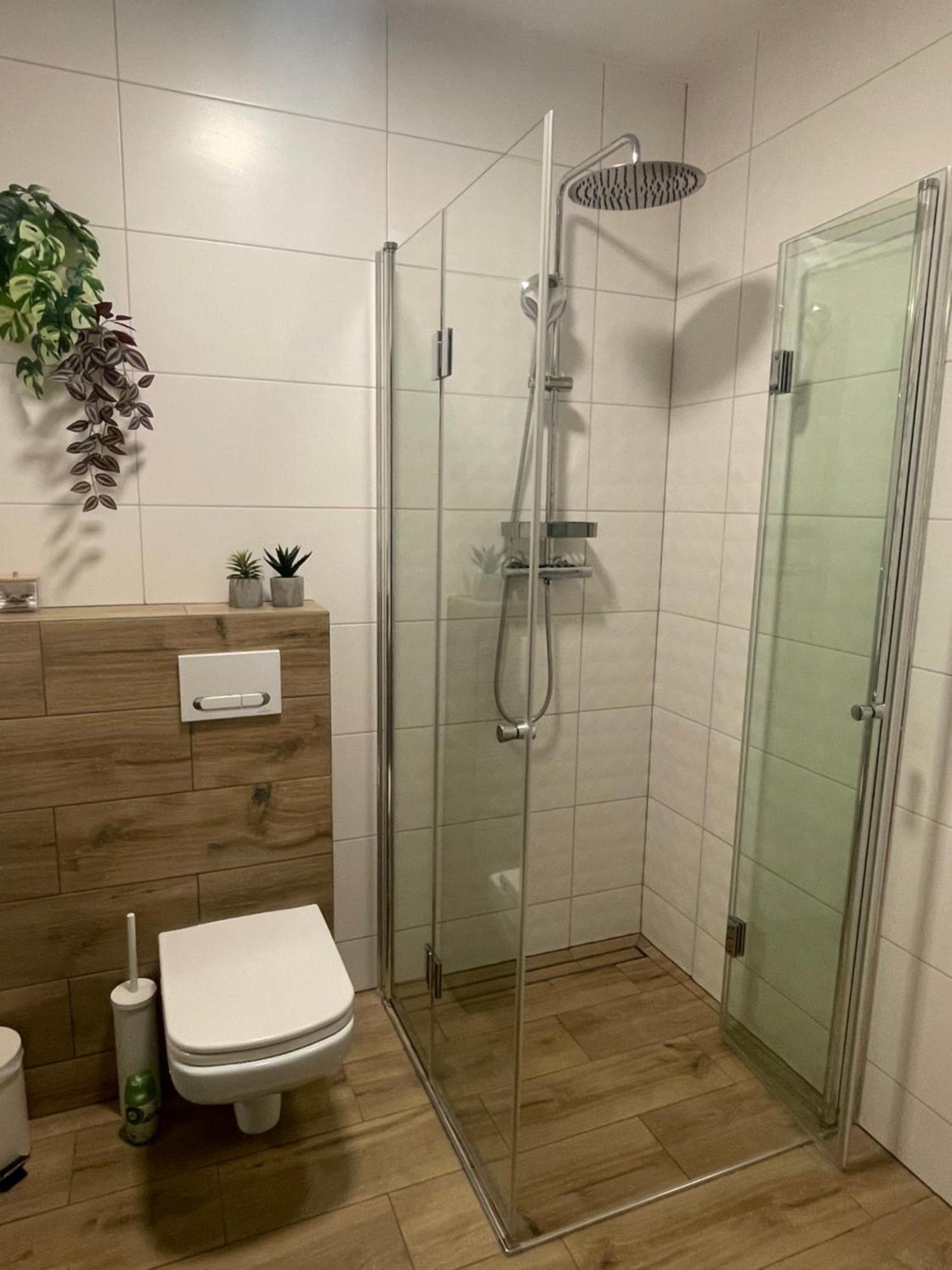 Paryska Home Kołobrzeg Exteriör bild